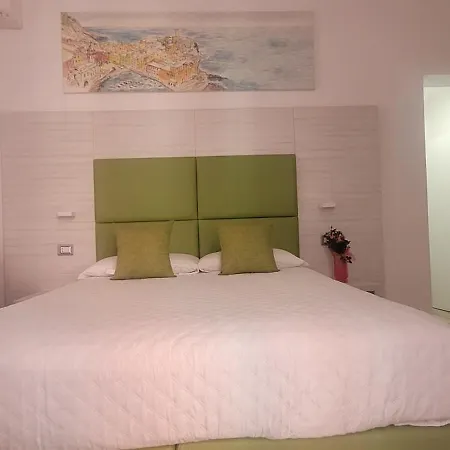 招待所 特莱索格尼5号旅舍 4*