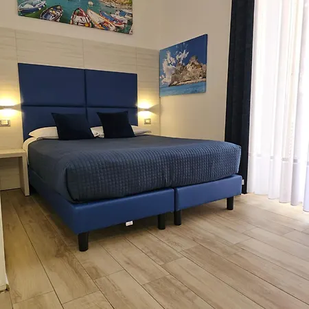 招待所 特莱索格尼5号旅舍 4*