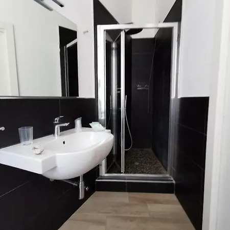 特莱索格尼5号旅舍 招待所 斯培西亚